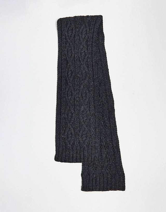 French Connection - cable scarf in grey