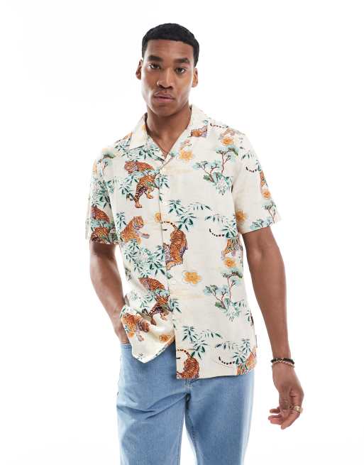 French Connection - Camicia bianca a maniche corte con rever e stampa di tigri