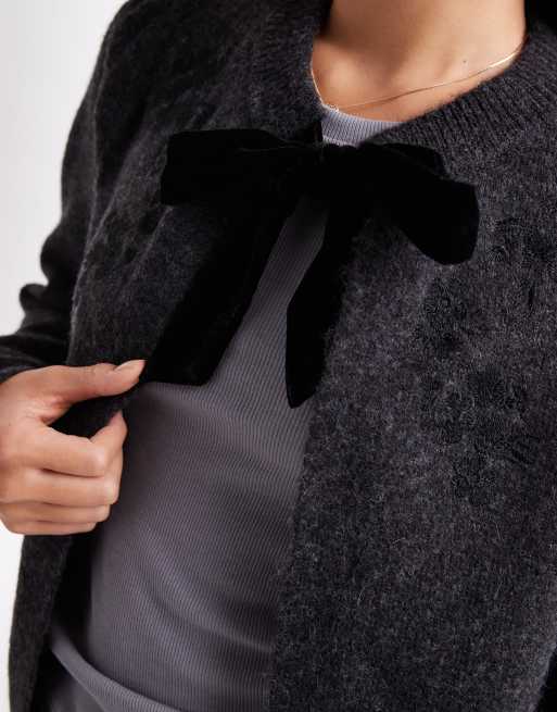French Connection - Cardigan in maglia antracite con fiocco sul davanti, 2 di 4