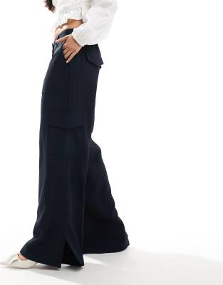 French Connection clean tailored cargo trousers in navy φωτογραφία