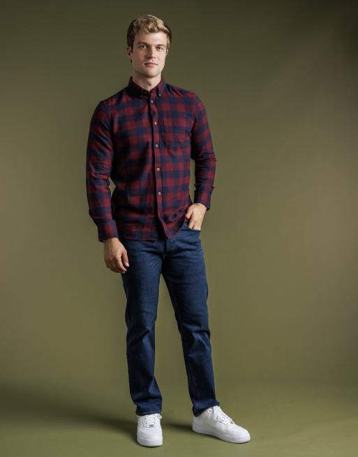 French Connection Cotton large gingham flannel long sleeve shirt in wine, 3 of 4