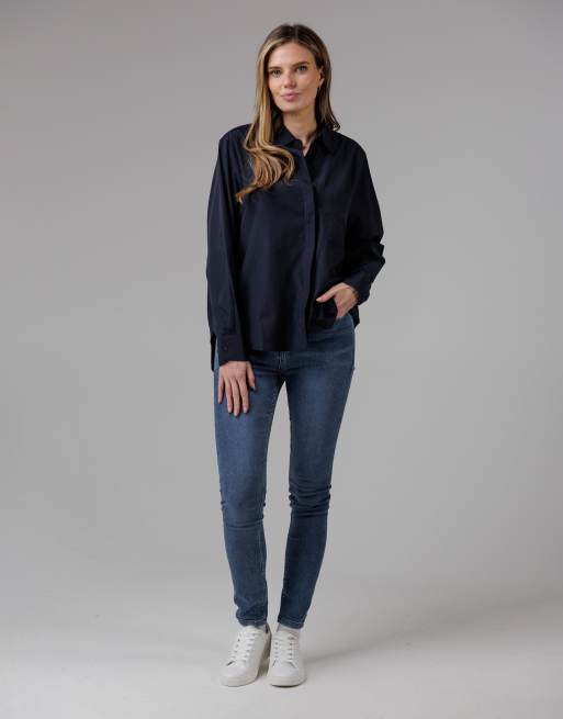 French Connection Cotton long sleeve chest pocket poplin popover high-low hem shirt in navy, 2 of 4