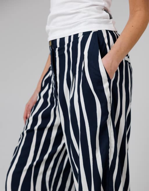 French Connection Cotton vertical stripe wide leg relaxed fit trousers in navy, 4 of 4