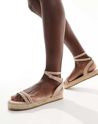  flat sandals in taupe