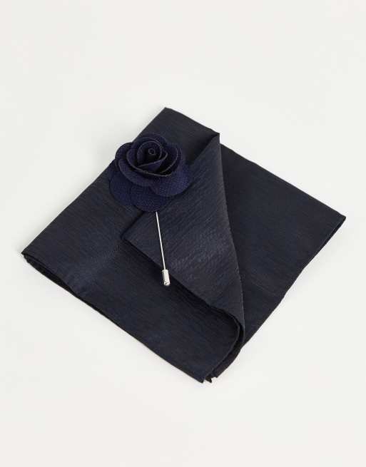 French Connection - Gestippelde pochet en reversspeld in marineblauw, 3 van 4