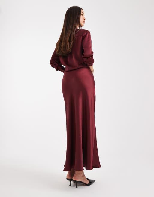 French Connection - Irina - Jupe mi-longue en satin - Bordeaux, 2 de 5