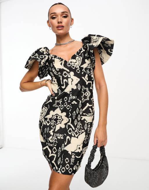 French Connection - Jacquard mini-jurk met print en pofmouwen in zwart en wit