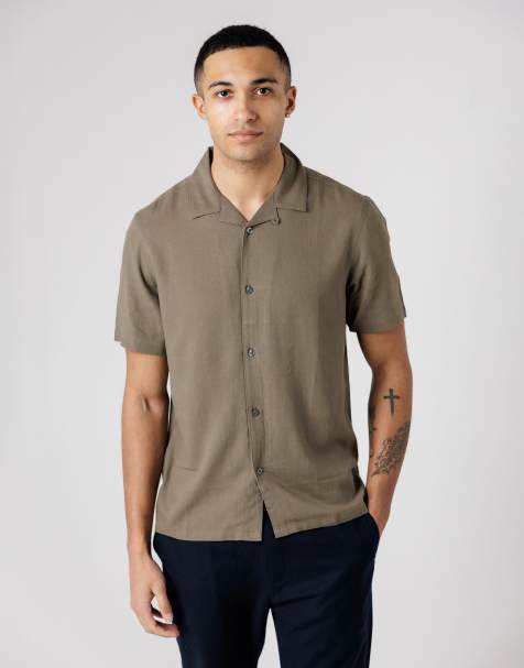 French Connection – Kurzärmliges Leinenmix-Hemd in Khaki mit Reverskragen - view 1