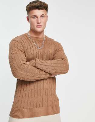 French Connection - Maglione lavorato a trecce color cammello con logo