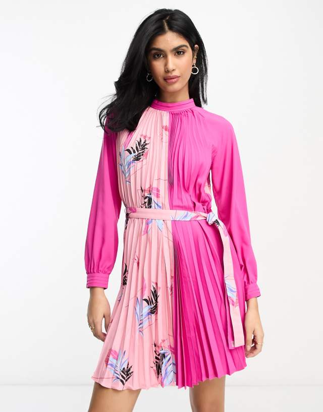 French Connection - mini shift pleated dress in pink contrast print