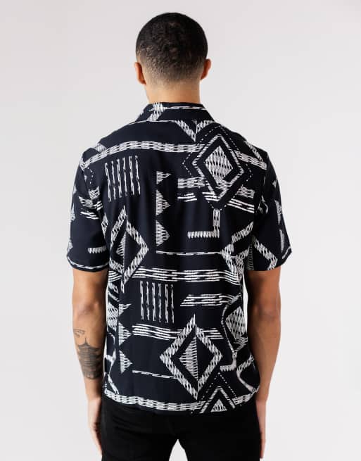 French Connection - Overhemd met korte mouwen en geometrische print in zwart, 3 van 4