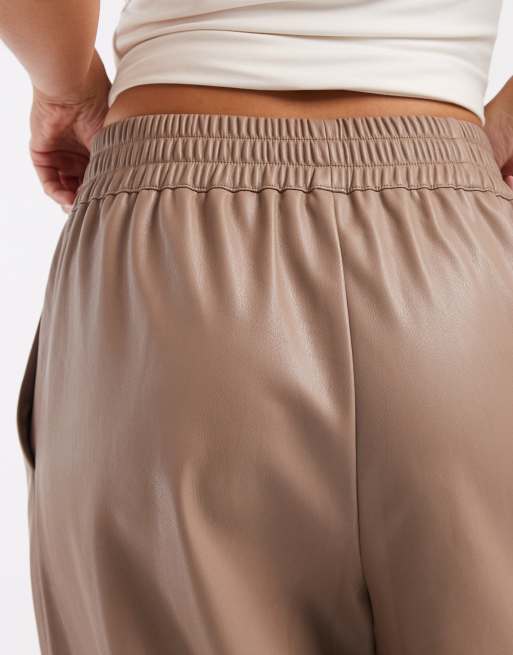 French Connection - Pantalon large en PU avec liens noués à la taille - Taupe, 4 de 5
