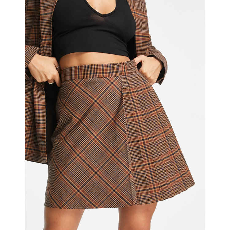 Plaid skater 2025 skirt brown