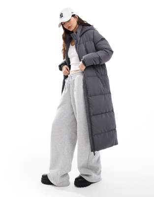 premium maxi puffer coat in dark gray