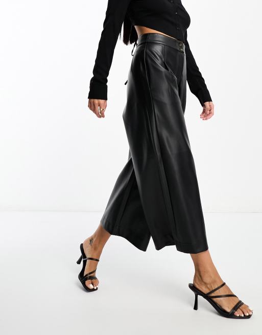 ASOS DESIGN – Schwarze Lederhose mit weitem Beinschnitt, Kombiteil