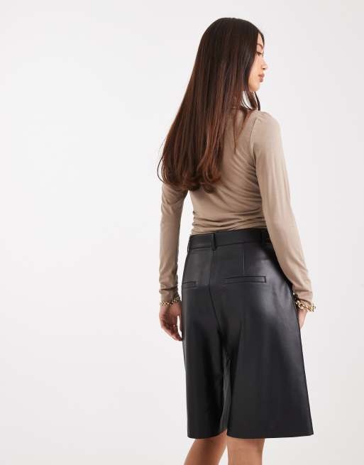 French Connection PU longline bermuda shorts in black, 2 of 5