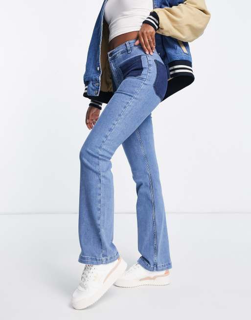 French Connection - Rony - Jean évasé style années 70 en denim color block bicolore