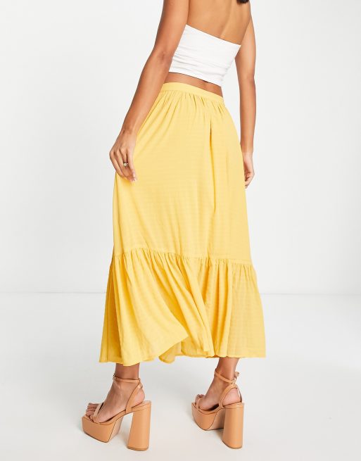 Ruffle hem 2025 yellow skirt