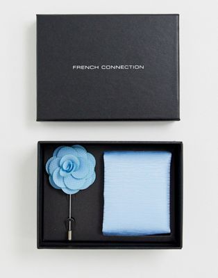 French Connection – Set med enkel bröstnäsduk och kavajnål-Blå