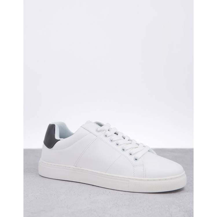 French Connection Sneaker in WeiB und Grau mit farblich abgesetzter Ferse ASOS