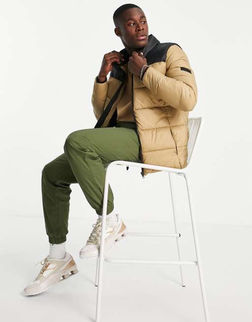 French Connection – Steppjacke in Kamelbraun und Schwarz im Kontrastdesign, 3 von 4