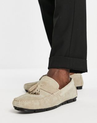  suede tassel driver shoes in sand
