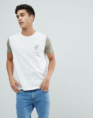 French Connection - T-shirt med kontrastfärgade ärmar och monogram-Vit