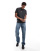 Thumbnail 1 van 4