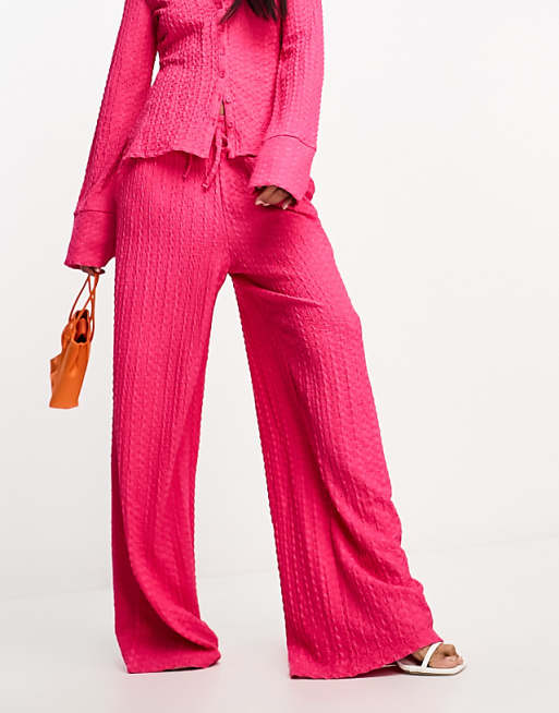 Women’s Textured Leggings-Fuchsia Women’s Textured Leggings-Fuchsia