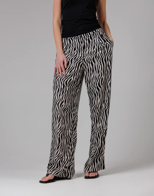 French Connection Tiger print wide leg relaxed fit trousers in black, 3 of 4
