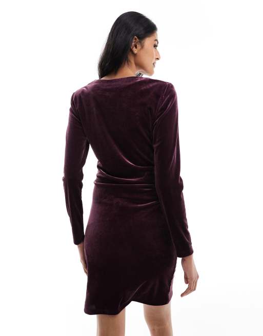 Burgundy velvet bodycon dress deals