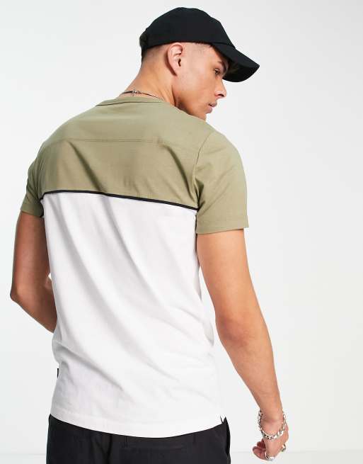 French Connection – Vit och kakifärgad t-shirt med blockfärgat mönster och kantrand, 2 av 4