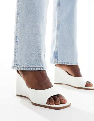  wedge heel mule 