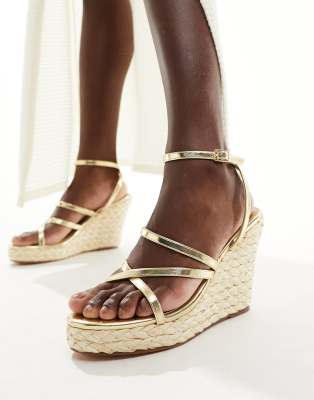  wedge strappy sandals 