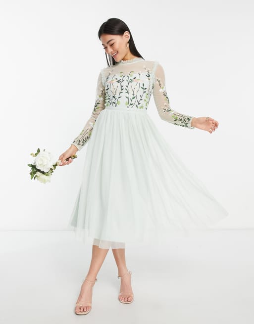 https://images.asos-media.com/products/frock-and-frill-bridesmaid-maxi-dress-with-pleated-skirt-and-embroidered-top-in-sage/202965427-1-dustysage?$n_640w$&wid=513&fit=constrain