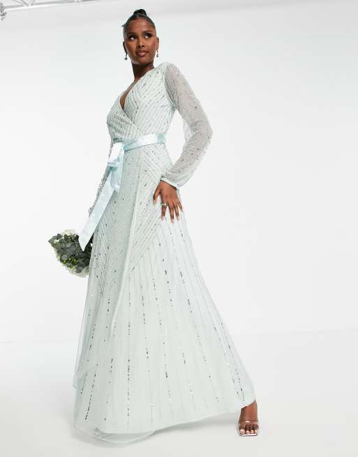 Frock And Frill – Brudtärnor – Bleksalviafärgad maxiklänning med omlottdesign
