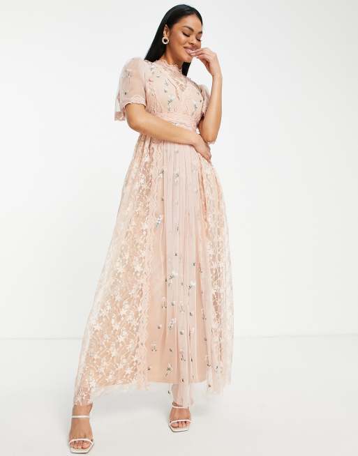 Frock And Frill - Bruidsmeisjes - Lange jurk met bloemenprint in beigeroze