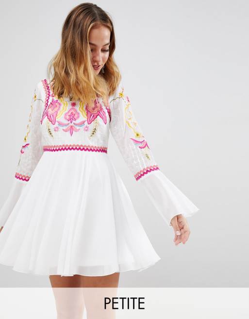 robe frock and frill