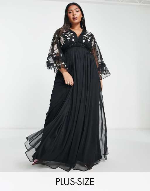 Frock and Frill Plus - Vestito lungo nero con dettagli in pizzo e ricami 