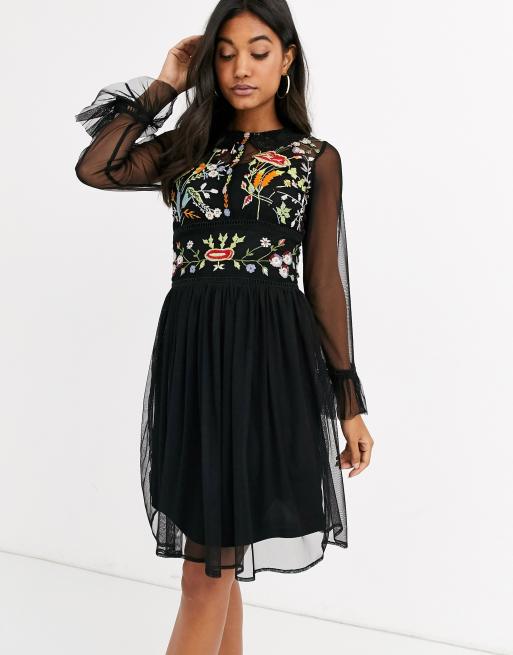 frock frill sleeves