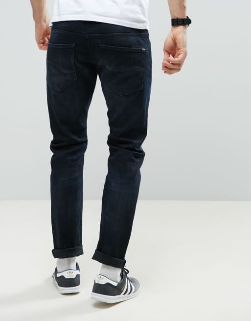 Dark store aged jeans