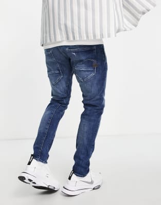 straight tapered fit jeans