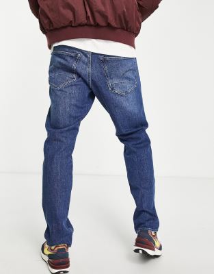 straight tapered fit jeans