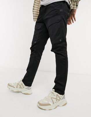 cargo pants with pockets in the front