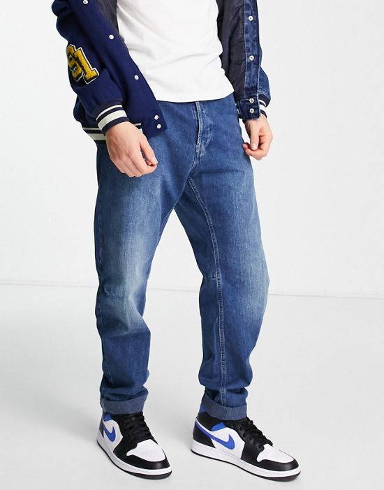 https://images.asos-media.com/products/g-star-grip-3d-relaxed-tapered-jeans-in-midwash/202202377-2?$n_550w$&wid=550&fit=constrain