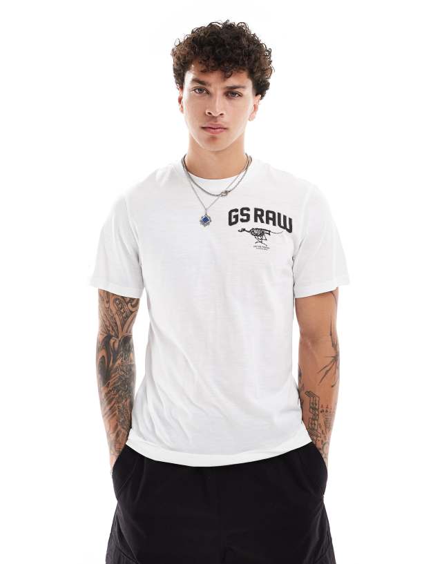 G-Star - t-shirt in white with chest logo