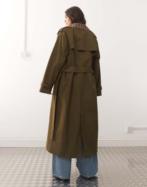 Gabardina caqui con forro a cuadros y cinturón de Reclaimed Vintage, 3 de 4