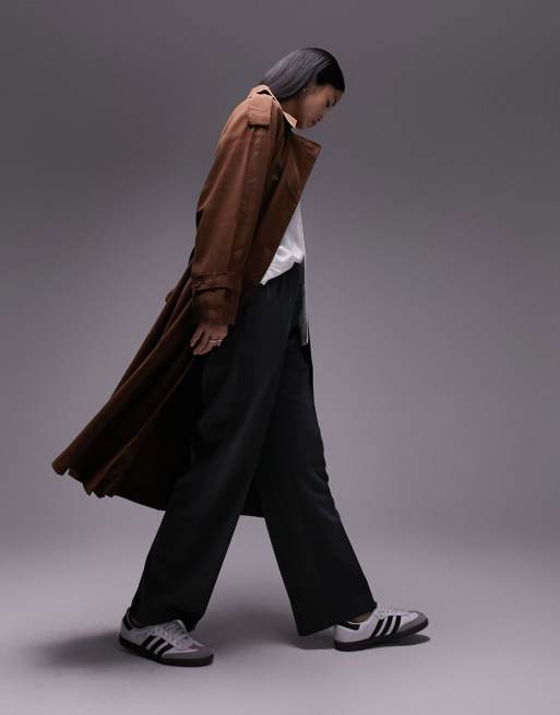 Gabardina color chocolate de Topshop