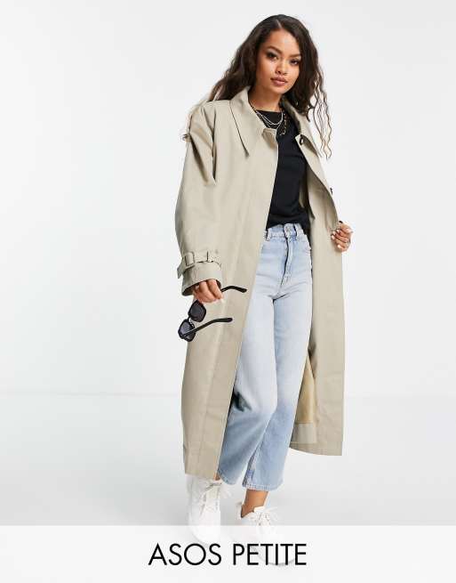 Gabardina color piedra con solapas marcadas de ASOS DESIGN Petite