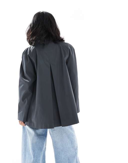Gabardina corta azul marino de ASOS DESIGN Petite, 4 de 4